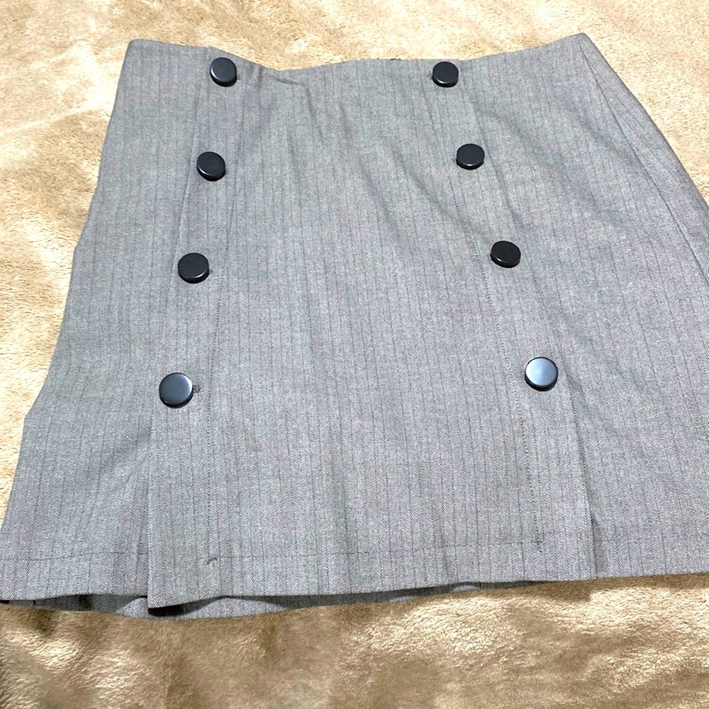 Beautiful Subtle Herringbone Pattern Detailed Ski… - image 1